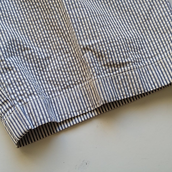 Brooks Brothers pinstriped walking shorts. Size 16 - Picture 3 of 8